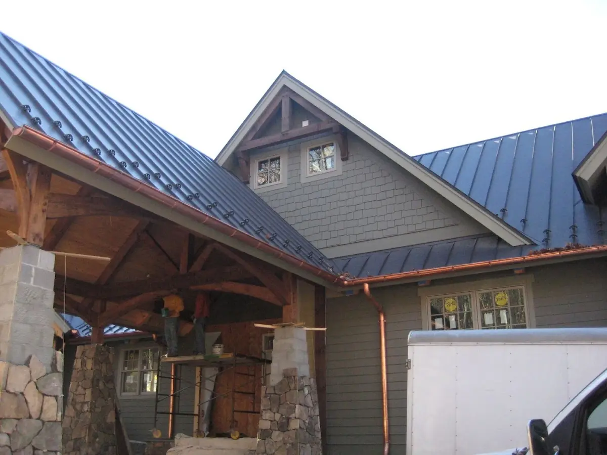 Craftsman Roofing team delivering quality roofing work in West Fairfield